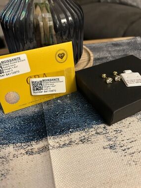Moissanite Stud Earrings with GRA Certificate, 6.0 mm, 1.6 ct, Color:D